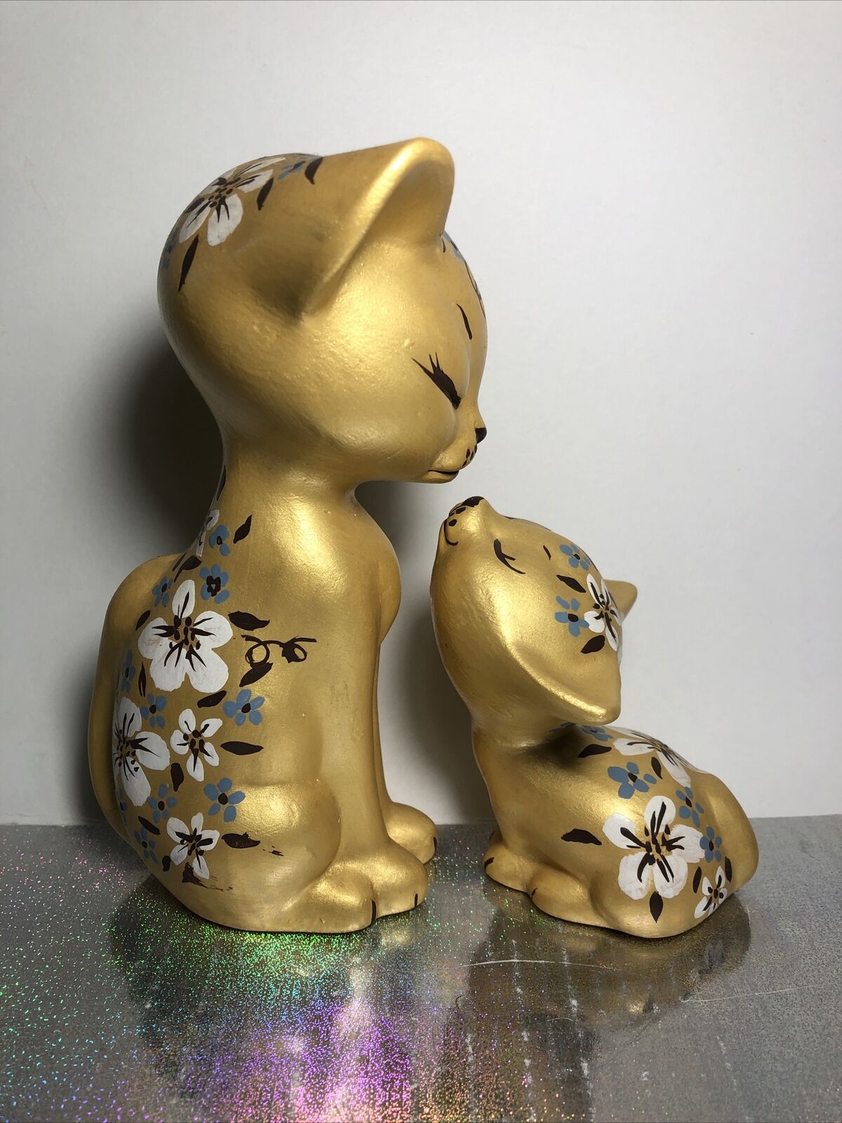 Mcnees Porcelain Momma Cat And Her Kitten Gold White And Blue Floral Painted