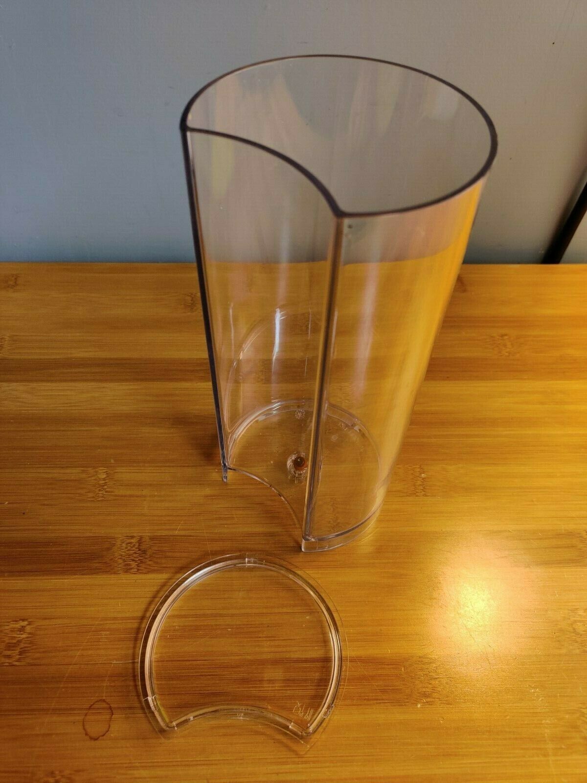 Nespresso Vertuo Next Replacement Water Container Tank & Lid. Part.