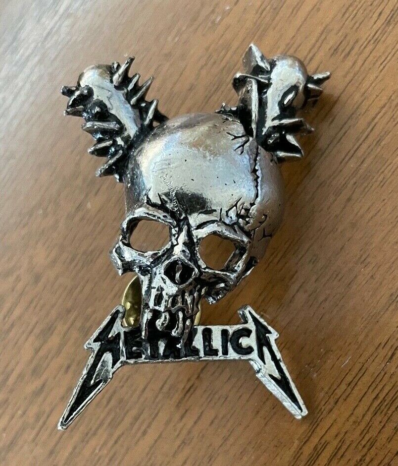 Vintage Metallica Damage Inc. Skull Metal Pin Button Badge