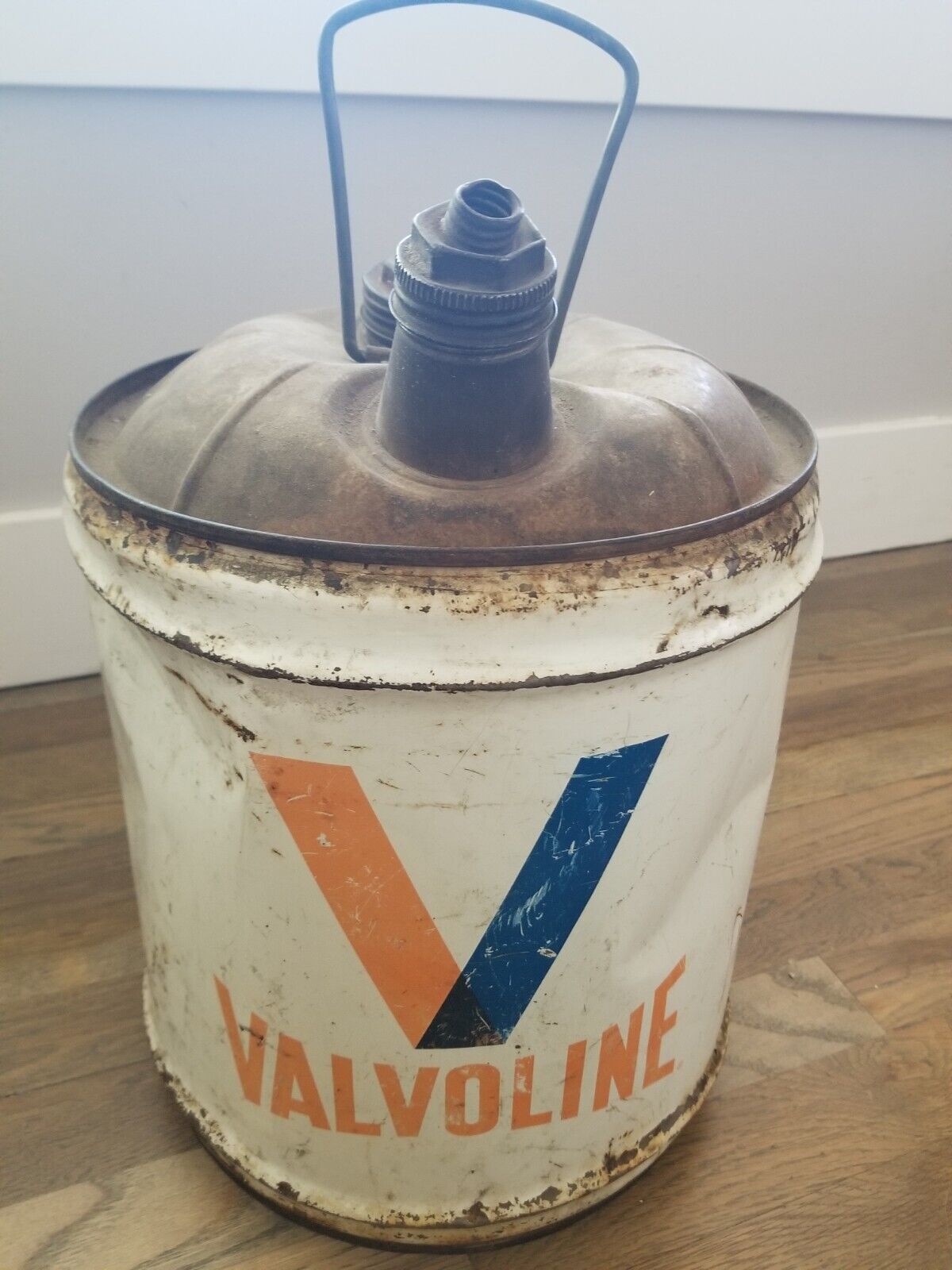 Vintage Valvoline 5 Gallon Motor Oil Sae 20w Gas Can Advertising