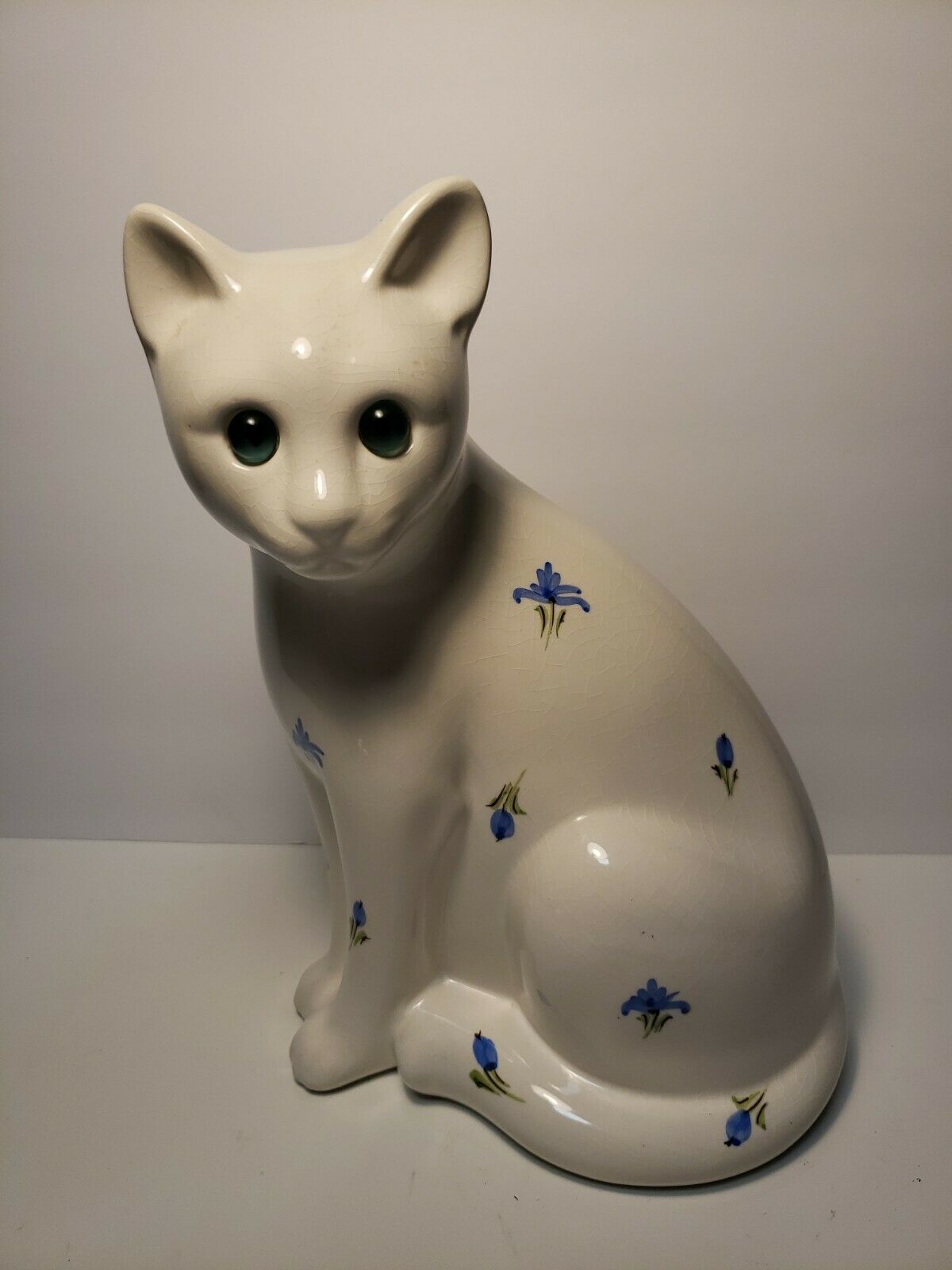 Elpa Alcobaca Portugal 10 1/2" White Cat With Blue Flowers