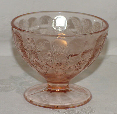 Perfect Vintage Pink Jeannette "floral/poinsettia" Sherbet Dish!